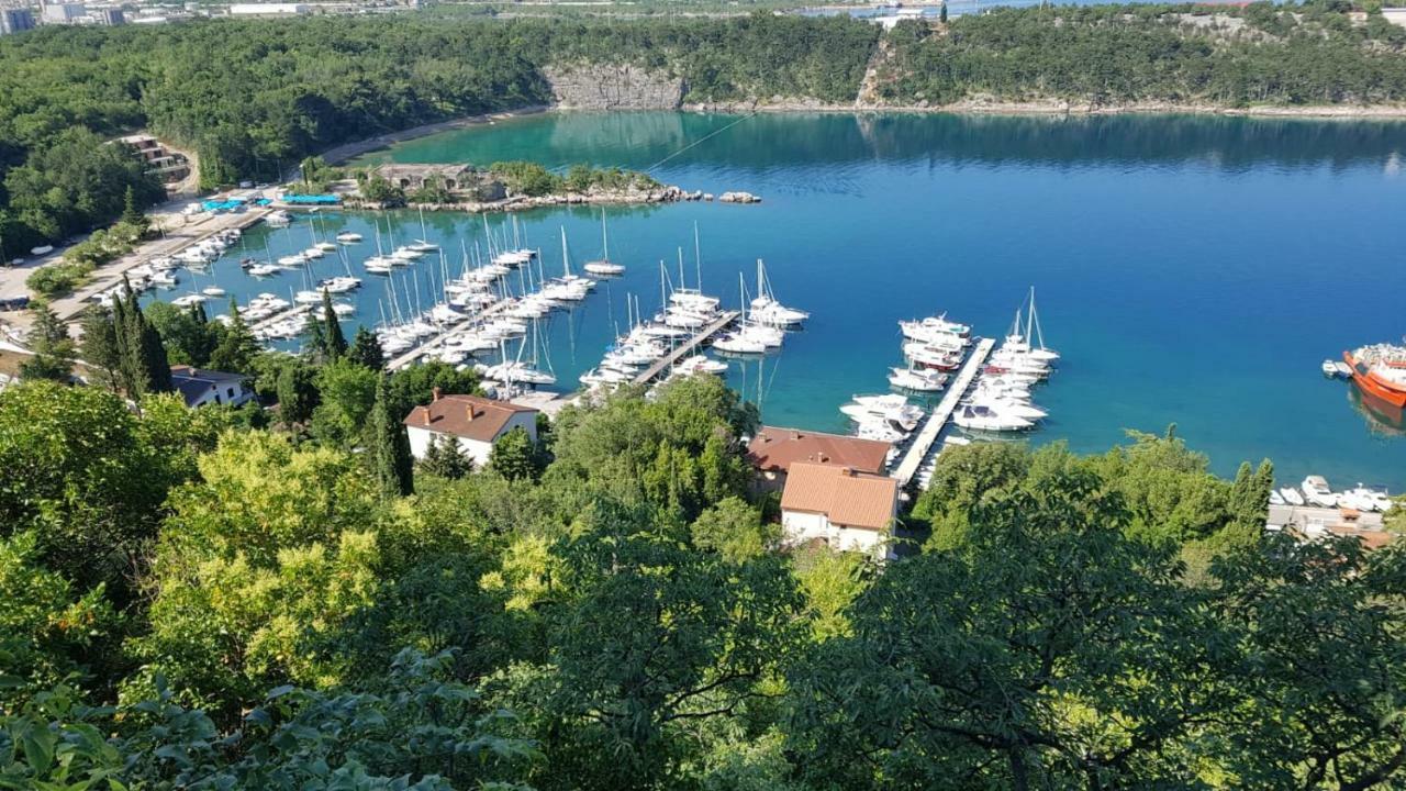 Apartmani Jozefina Omišalj Buitenkant foto